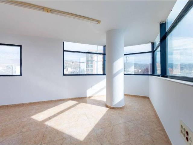Inmueble en Alquiler en Vícar