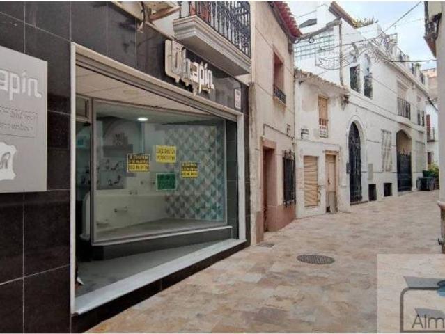 Inmueble en Alquiler en Albox