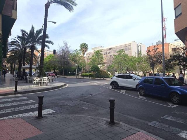 Inmueble en Alquiler en Alicante Alacant