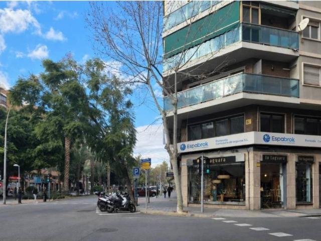 Inmueble en Alquiler en Alicante Alacant