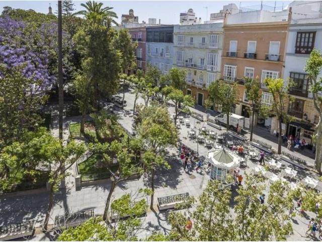 Inmueble en Alquiler en Cádiz