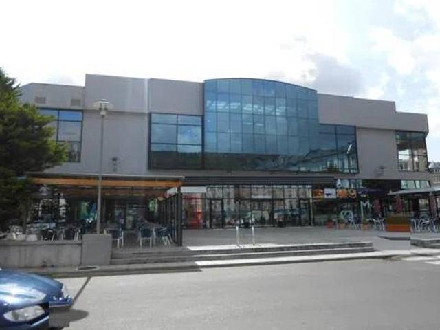 Inmueble en Alquiler en Cee