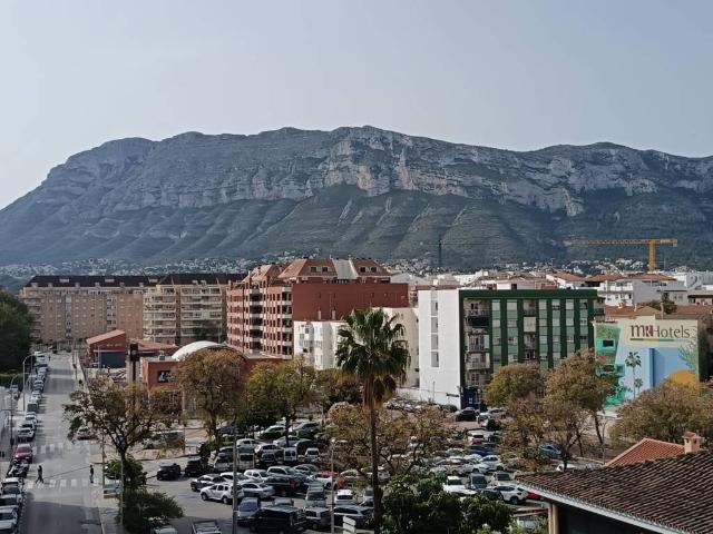 Inmueble en Alquiler en Dénia