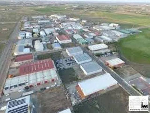 Inmueble en Alquiler en Salteras