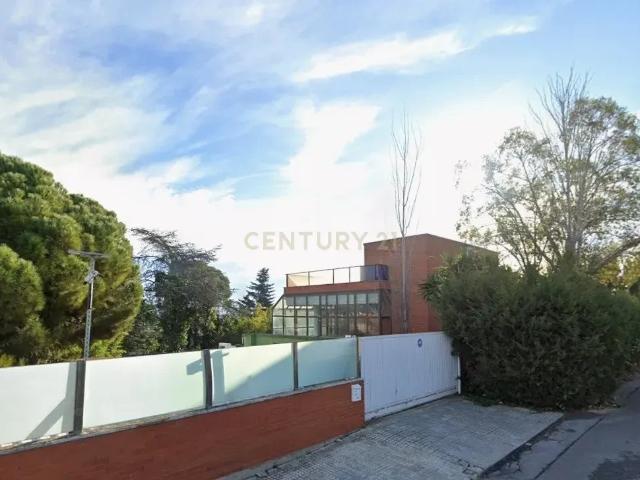 INMUEBLE SIN POSESIÓN ACTUALMENTE ESTÁ ALQUILADA