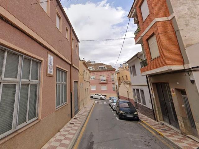 INMUEBLE SIN POSESIÓN Y SIN ACCESO AL INTERIOR