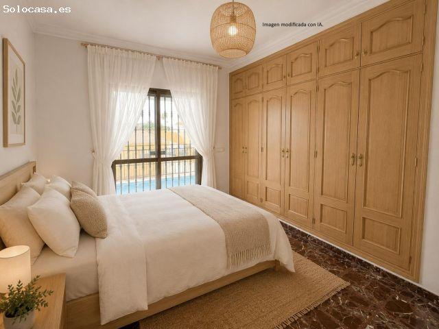 Inmenso chalet independiente en La Cala del Moral, 3 viviendas en 1