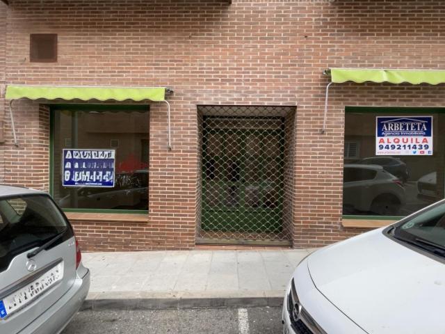 INMOBILIARIA ARBETETA ALQUILA LOCAL EN ZONA FERIAL