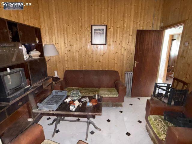 INMOBILIARIA ARBETETA VENDE CASA EN EL CENTRO DE GUADALAJARA