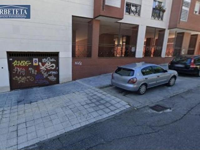 INMOBILIARIA ARBETETA VENDE PLAZA DE GARAJE EN CALLE PEÑALVER, GUADALAJARA