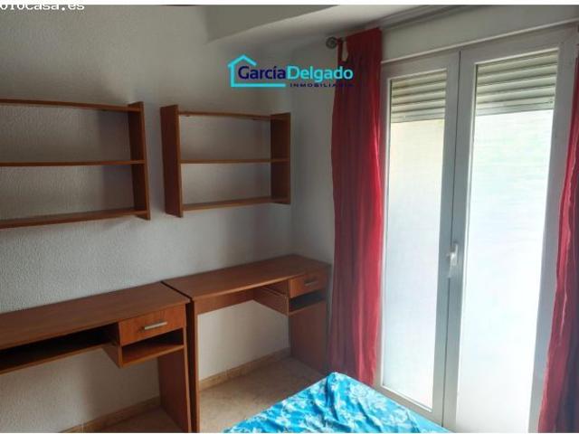 Inmobiliaria García Delgado vende Coqueto Piso junto a las Universidades tanto para Vivir como Alqui