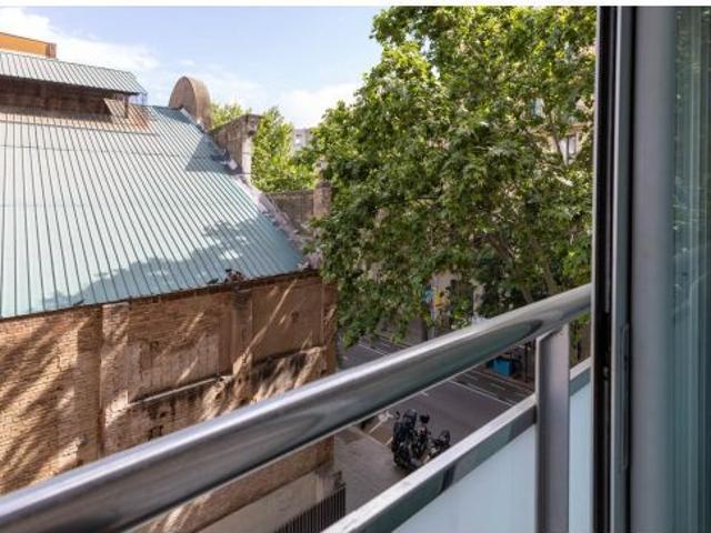 Inmobiliaria en Barcelona. Piso en Venta en Barcelona, Sant Antoni