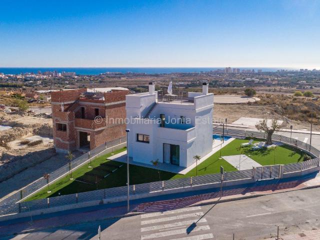 Inmobiliaria Jonia Estate les presenta unas maravillosas vil. 119m² Muchamiel