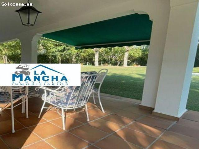 INMOBILIARIA LA MANCHA VENDE CHALET EN AGUA SOL