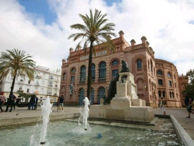 Inmobiliaria Mare Nostrum, vende en la zona de la Plaza del Falla