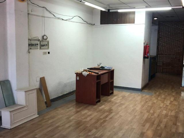 INMOBILIARIA TEJARES VENDE O ALQUILA LOCAL EN ZONA FRANCISCANOS