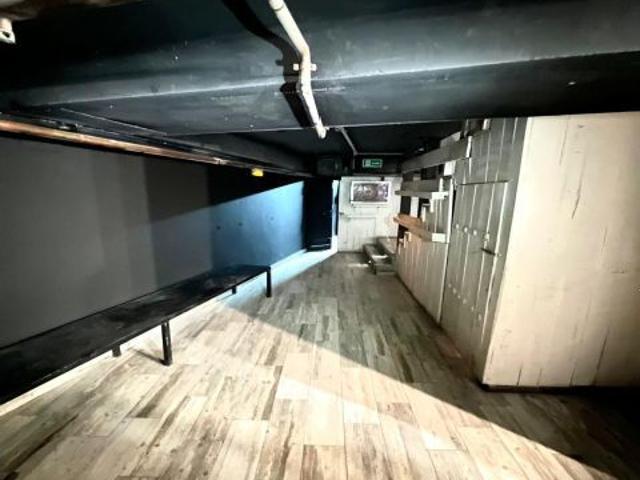 INMOHOUSE VENDE O ALQUILA LOCAL DE COPAS EN ZONA CENTRO