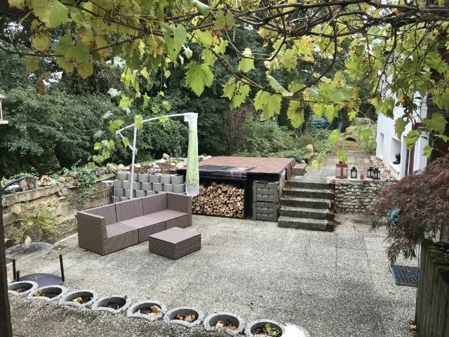 Innenparkplatz für Motorräder in Freiburg!
