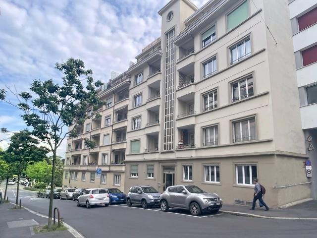 Innenstadt Charmantes 2,5 Zimmer Apartment mit historischem Flair