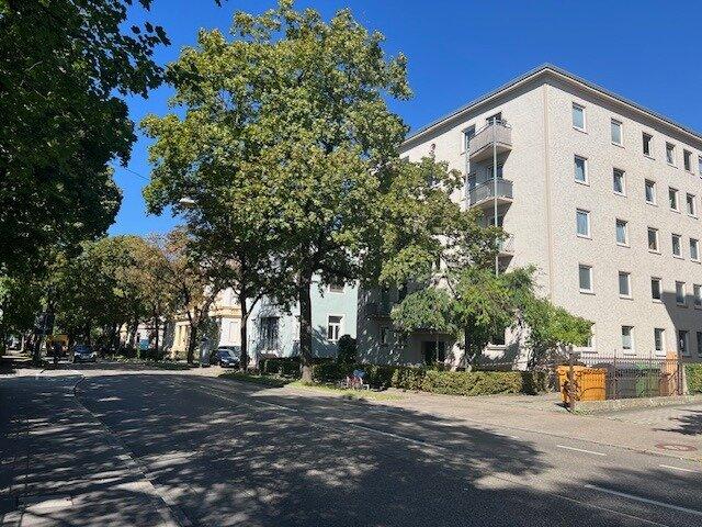 Innenstadt: zentral gelegene, gut vermietete 1 ZKB Wohnung