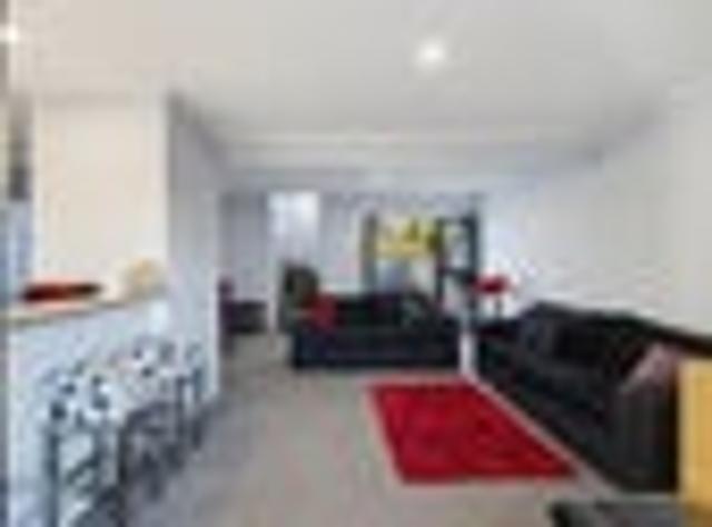 Inner City Spacious Two Bed