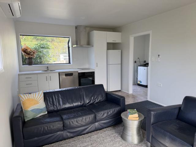 inner kaiti, 1 bedroom