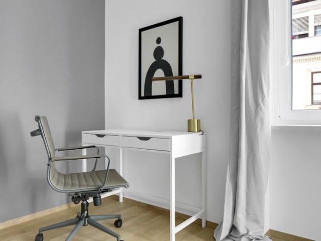 Innere Stadt 1BR w/ Elevator nr Stadtpark, Vienna Amsterdam Apartments for Rent