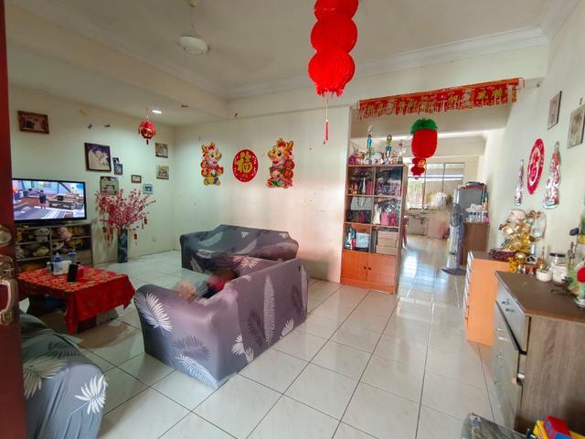 Inanam Jalan Bantayan Double Storey IntermediateTaman Seri Kesturi