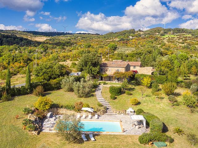 Incantevole Villa di campagna 4 camere da letto, giardino ma. 200m² Montecatini Val di Cecina