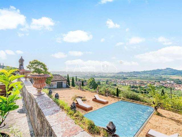 Incantevole Villa Storica tra Firenze e Pistoia: Un Sogno di. 950m² Poggio a Caiano