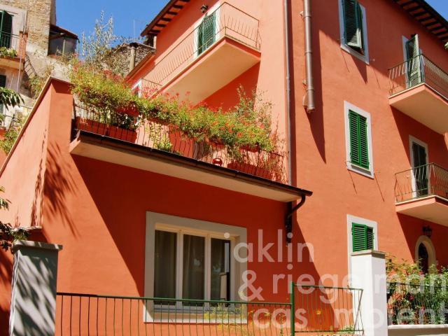 Incantevole cieloterra umbra con giardino e terrazza perfe. 374m² Acquasparta