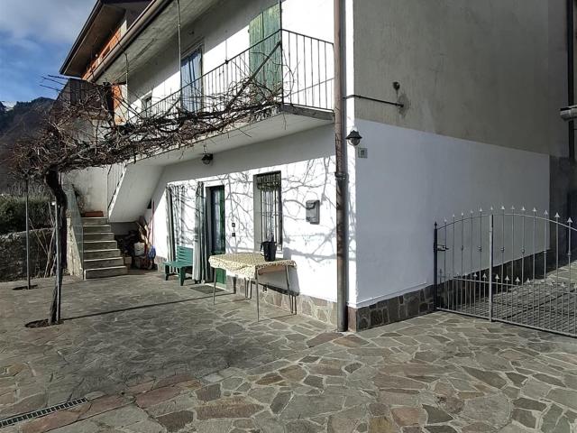 Incantevole Casa colonica a Vigolo Lago Iseo 110m² Bergamo