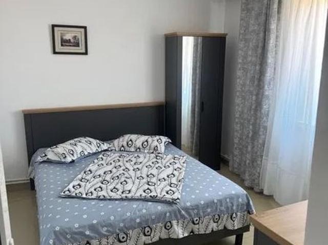 Inchiriam camere studenti vila Delfinariu