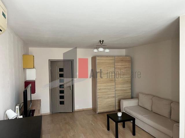 Închiriază Apartament 1 camere Militari