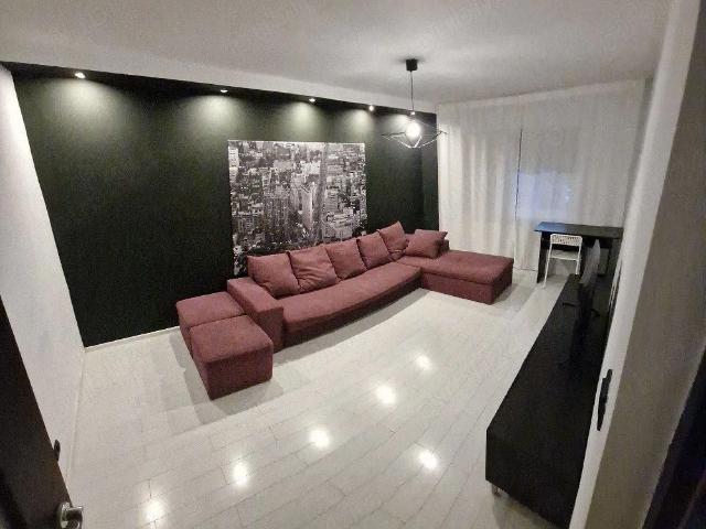Închiriază Apartament 2 camere Țiglina 3