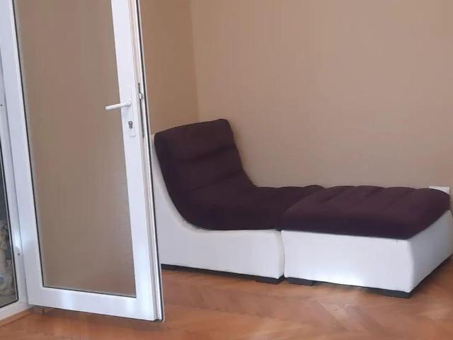 Închiriază Apartament 2 camere Țiglina 1