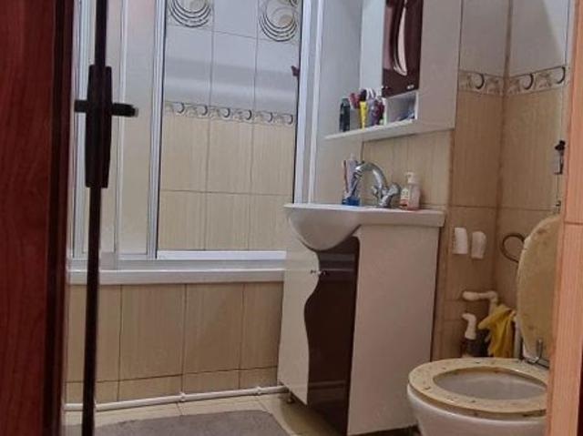 Închiriază Apartament 2 camere Micro 18