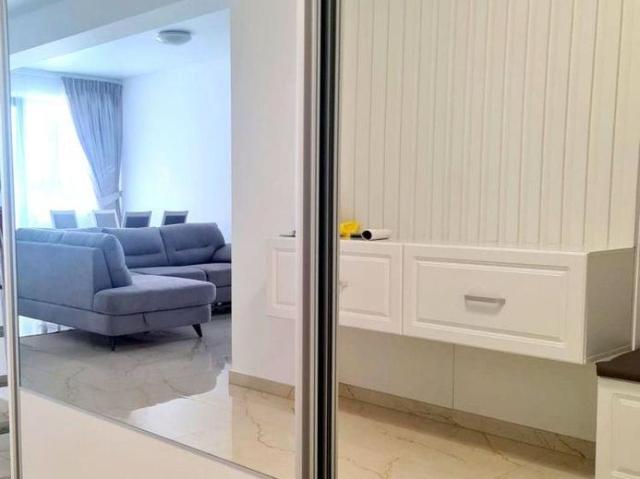 Închiriază Apartament 2 camere Micro 18