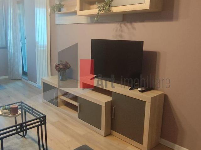 Închiriază Apartament 2 camere Militari