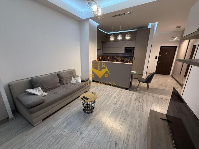 Închiriază Apartament 2 camere P ţa Mihai Viteazul