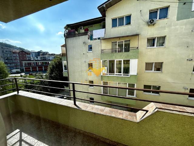 Închiriază Apartament 2 camere Strada Eroilor