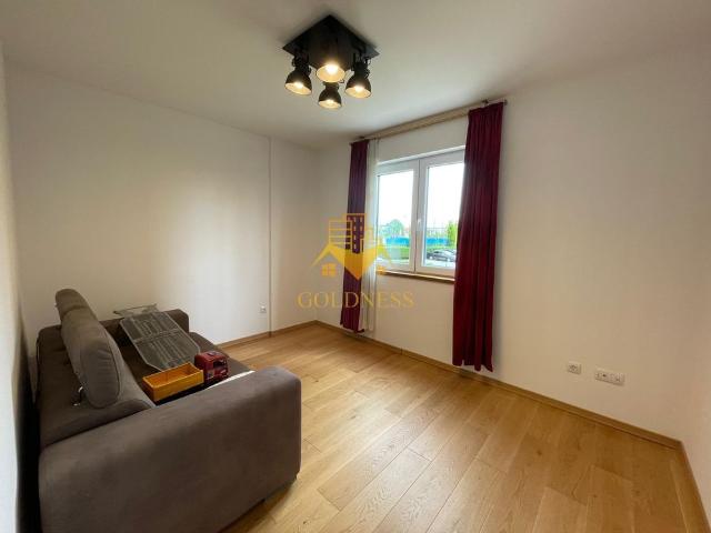 Închiriază Apartament 3 camere Andrei Mureșanu