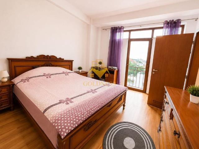 Închiriază Apartament 3 camere Bună Ziua