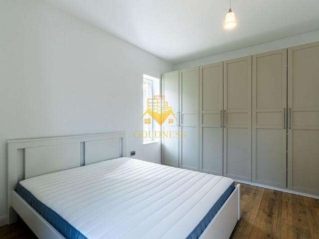 Închiriază Apartament 3 camere Câmpului