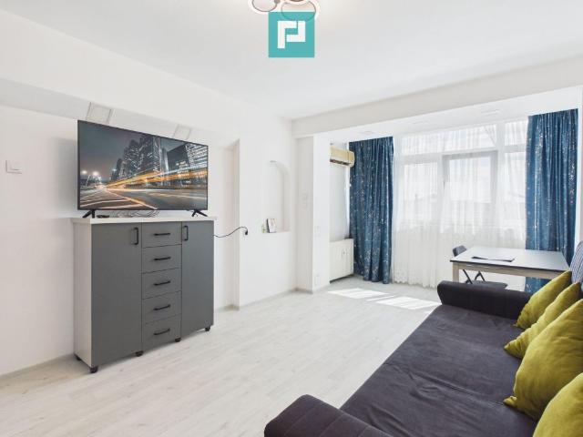 Închiriază Apartament 3 camere Carol