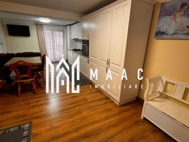 Închiriază Apartament 3 camere Central