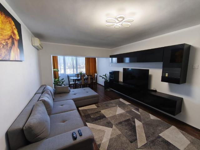 Închiriază Apartament 3 camere Țiglina 1