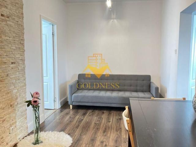 Închiriază Apartament 3 camere Între Lacuri