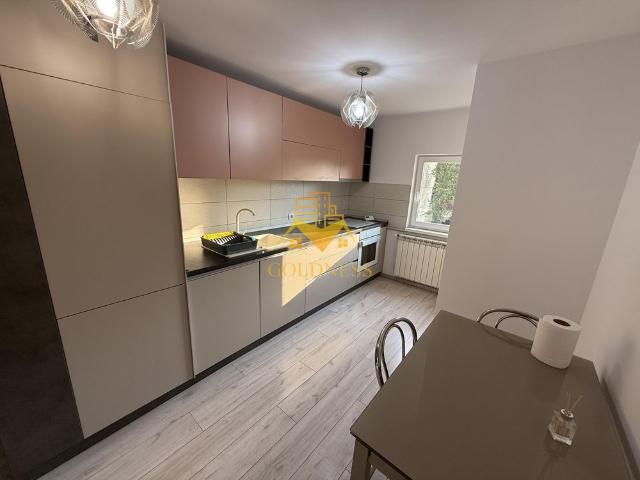 Închiriază Apartament 3 camere Mănăștur