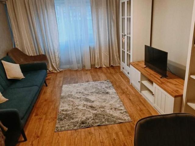 Închiriază Apartament 3 camere Nerva Traian